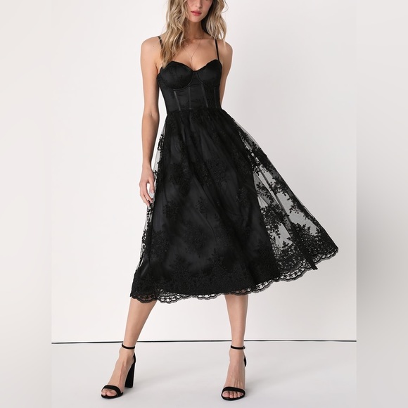 Lulus Dresses & Skirts - Lulus My Darling Daydreamer Black Lace Bustier Midi Dress